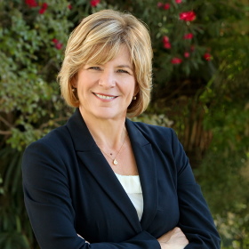 Paulla Hyatt McInitire